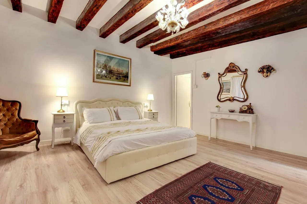 Ca' Invidia Apartment Venice
