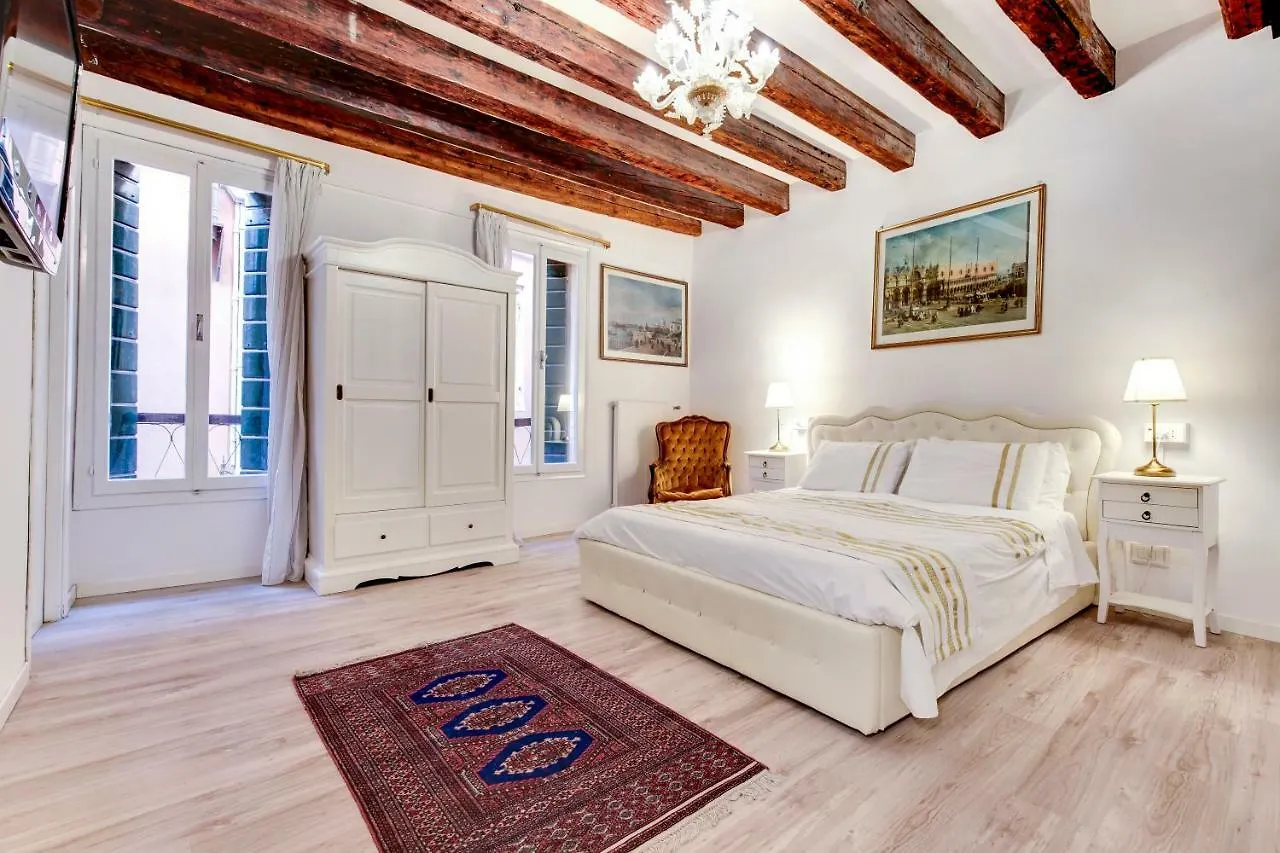 Ca' Invidia Apartment Venice